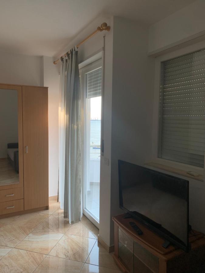 Kokomani 2 Apartment Durres Ngoại thất bức ảnh